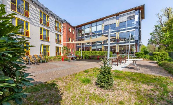Kontakt zu der Senioren Pflege & Betreuung MEDICUS COTTBUS